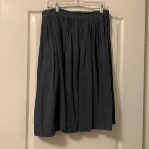 Not perfect linen 1950’s city skirt in charcoal